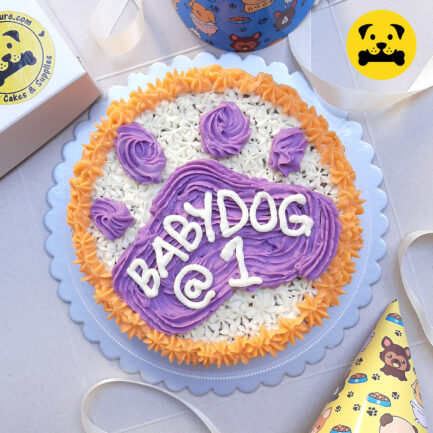 paw print design pet cake for dogs and cats
