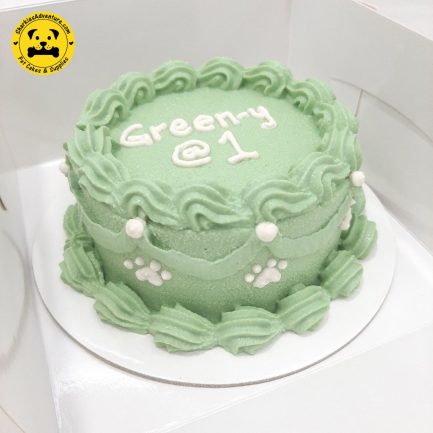 green vintage minimalist design pet birthday cake